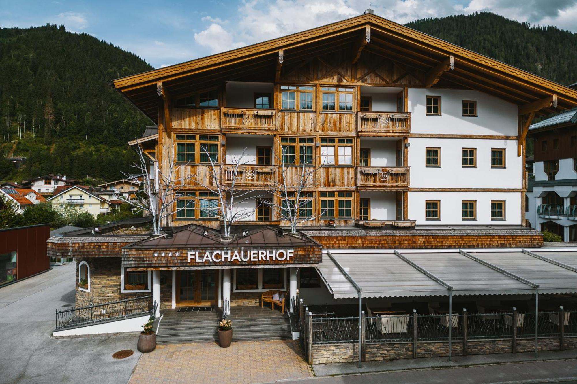 Alpine Wellness Hotel Flachauerhof מראה חיצוני תמונה